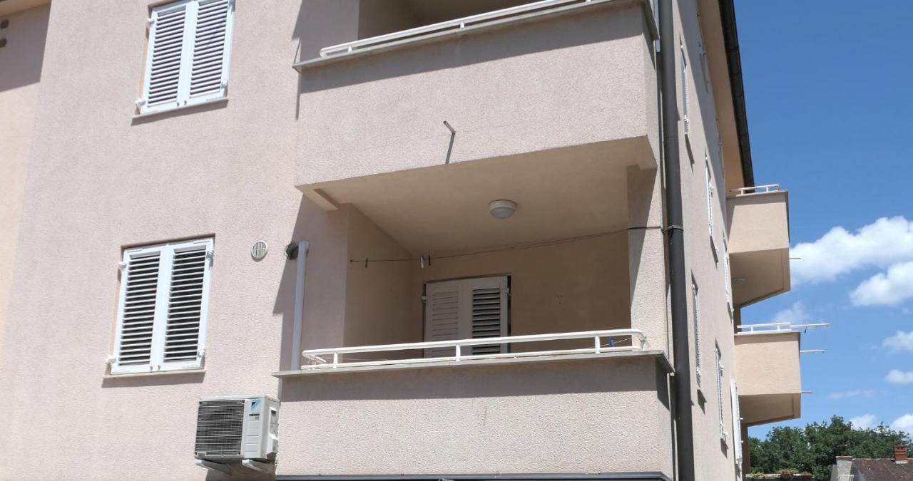 Apartment Leida 1 Medulin Exteriör bild